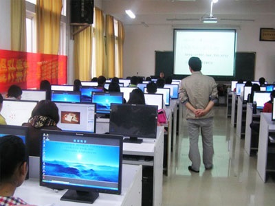 練車時什么態(tài)度，考試時什么運氣！